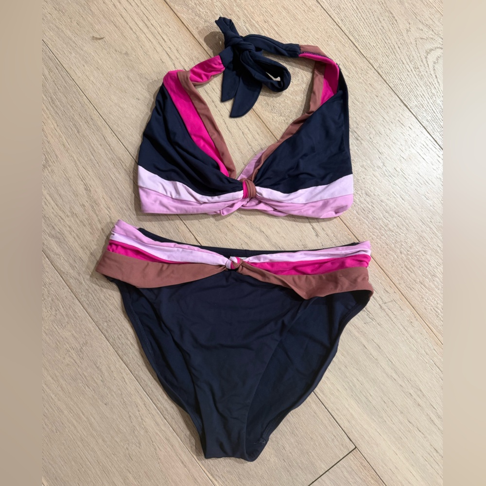 Robin Piccone Bikini set - Picture 3 of 7